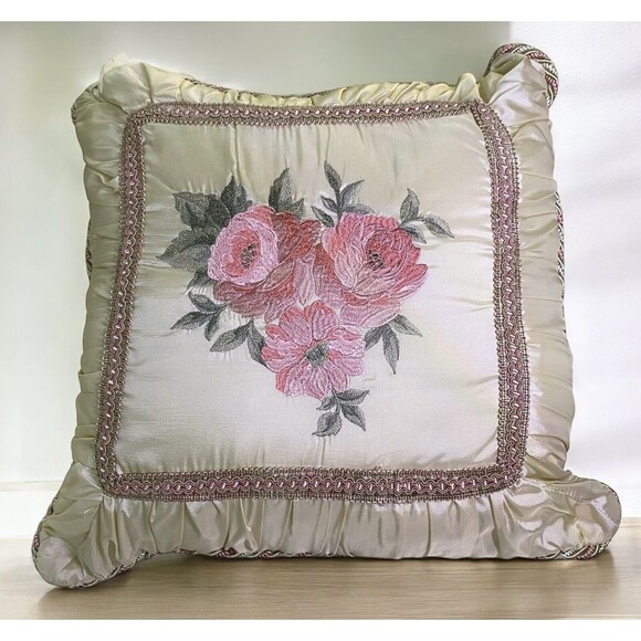 Touch of Class Luxury Piped Pillow Square Floral Trellis Rose Blush 18” NEW - Picture 1 of 11